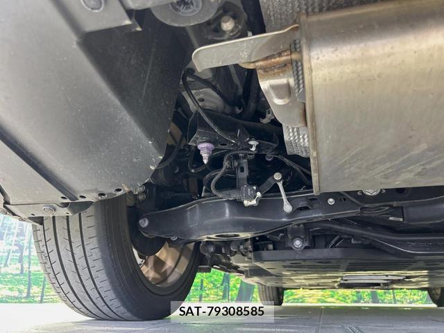 Toyota PRIUS 2023-08 8730910-19
