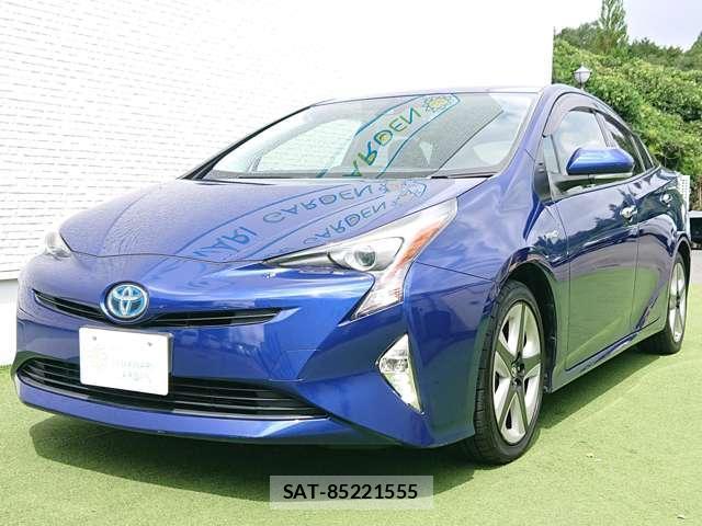 Toyota PRIUS 2015-12 8731187-0
