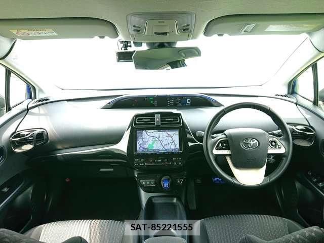 Toyota PRIUS 2015-12 8731187-4
