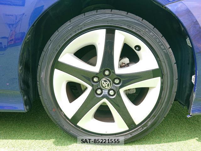 Toyota PRIUS 2015-12 8731187-9