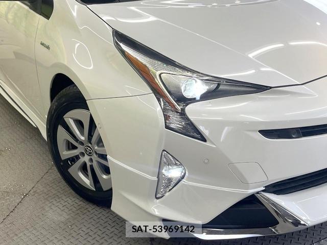 Toyota PRIUS 2018-01 8731251-11