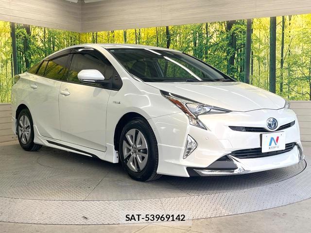 Toyota PRIUS 2018-01 8731251-15