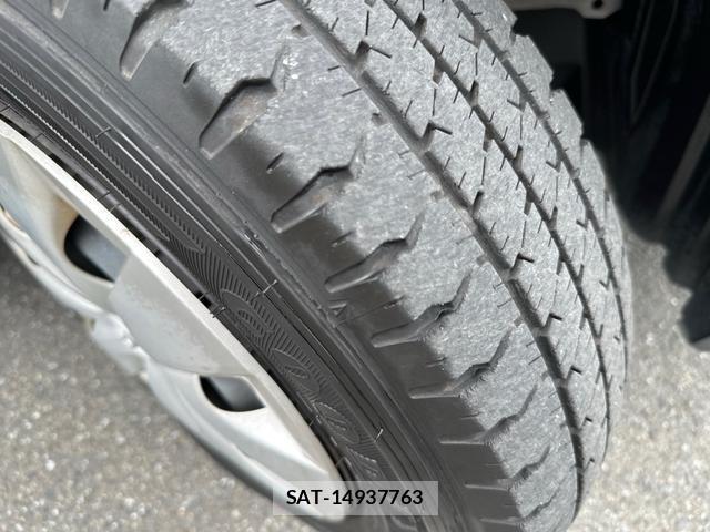 Toyota PROBOX 2023-07 8729873-17