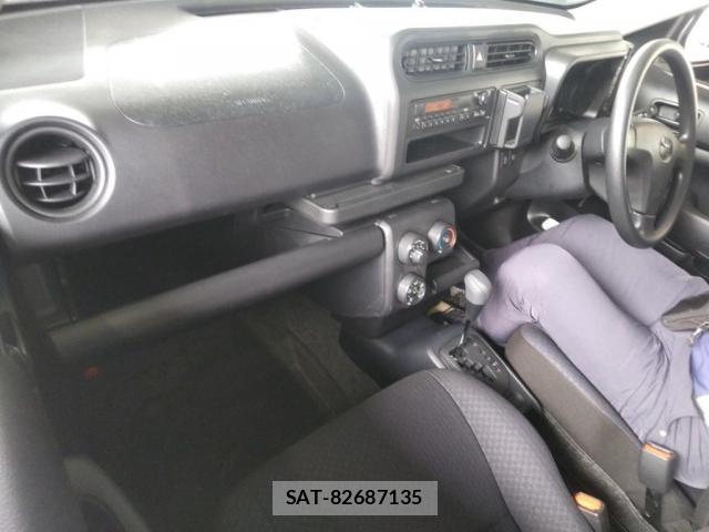Toyota PROBOX 2024-02 8730002-2