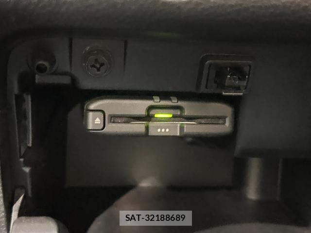 Toyota PROBOX 2021-08 8730465-4