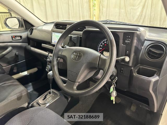 Toyota PROBOX 2021-08 8730465-7