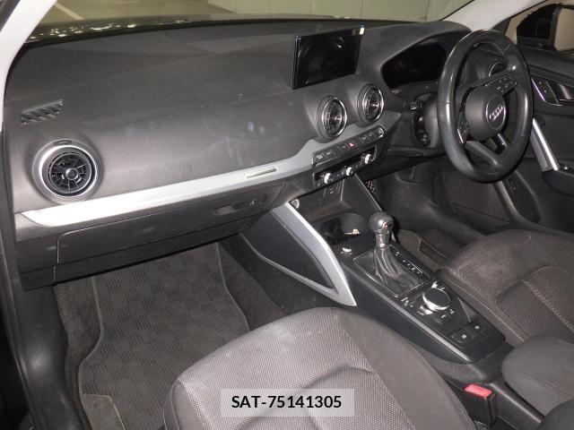 Audi Q2 2019-02 8729443-2