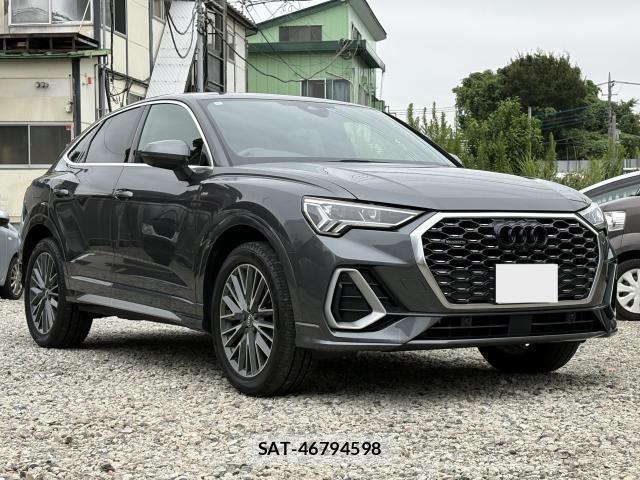 Audi Q3 2020-08 8728993-0