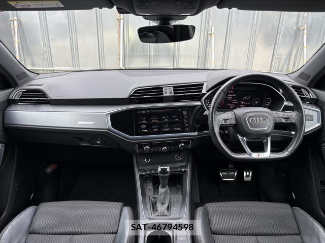 Audi Q3 2020-08 8728993-2