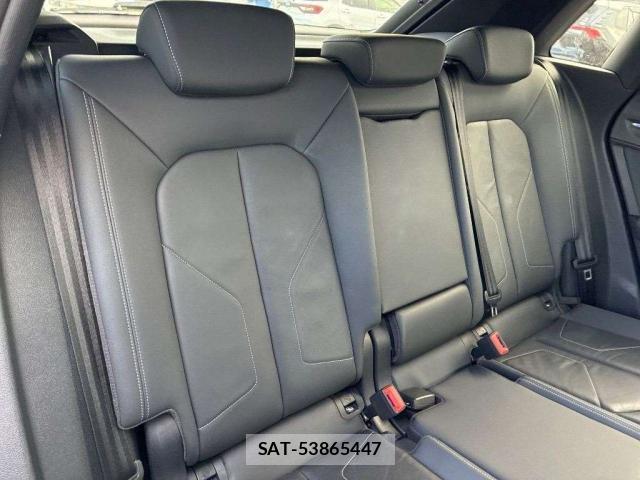 Audi Q3 2020-11 8729424-4
