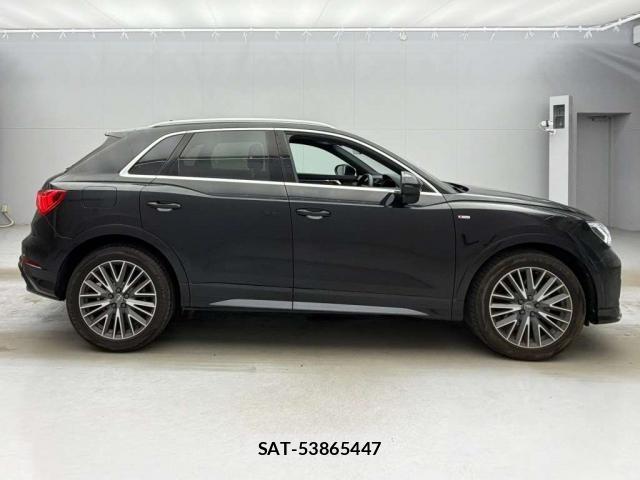 Audi Q3 2020-11 8729424-7
