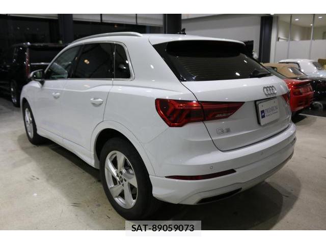 Audi Q3 2022-08 8730600-11
