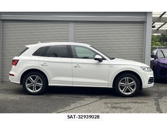 Audi Q5 2018-02 8728284-10