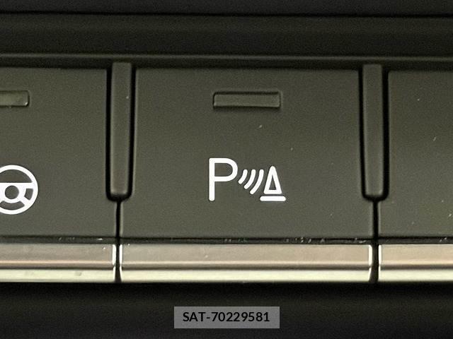 Audi Q5 2022-10 8728496-9