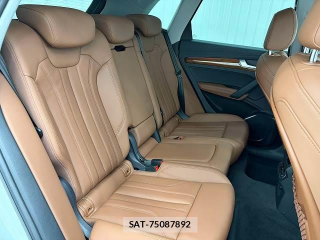 Audi Q5 2022-01 8728497-11