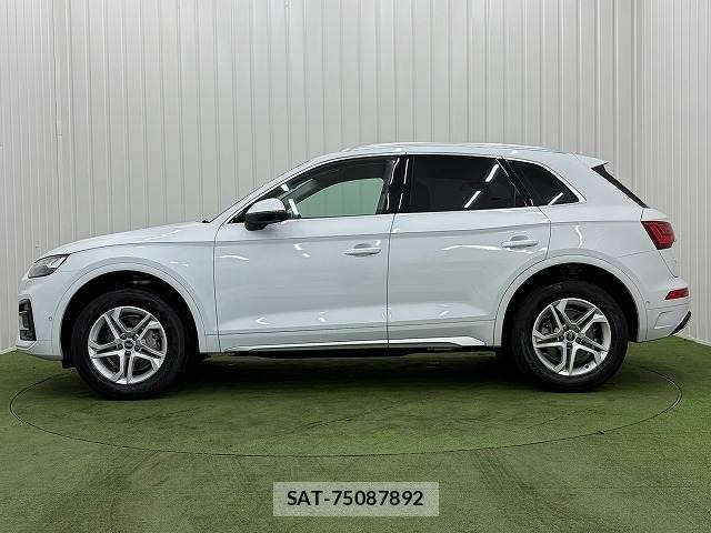 Audi Q5 2022-01 8728497-16