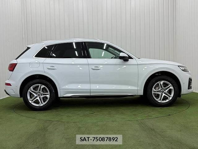 Audi Q5 2022-01 8728497-17