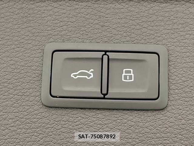 Audi Q5 2022-01 8728497-5