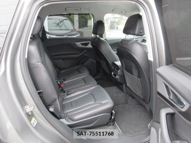 Audi Q7 2016-05 8727181-16