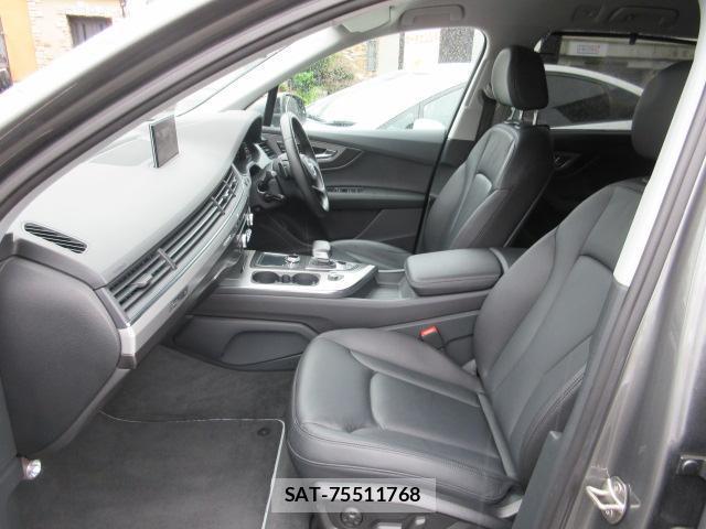 Audi Q7 2016-05 8727181-5