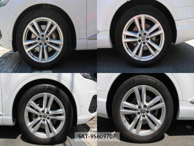 Audi Q7 2017-02 8728452-8