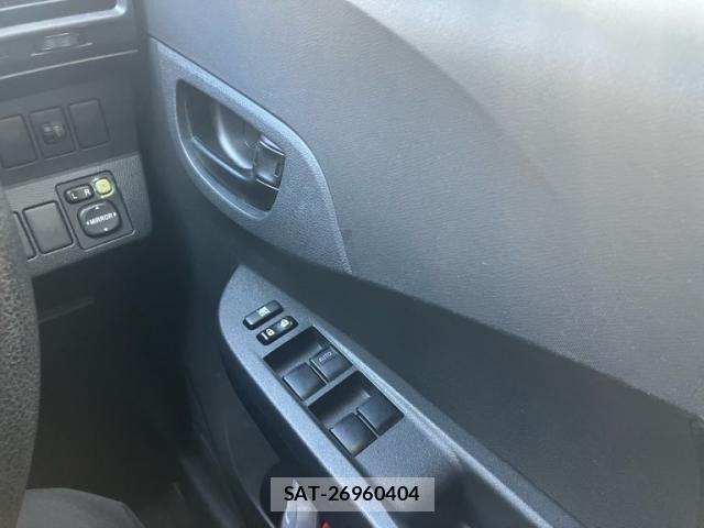 Toyota RACTIS 2011-03 8726156-10
