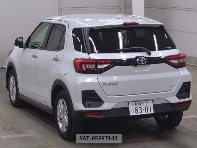 Toyota RAIZE 2023-10 8729370-1