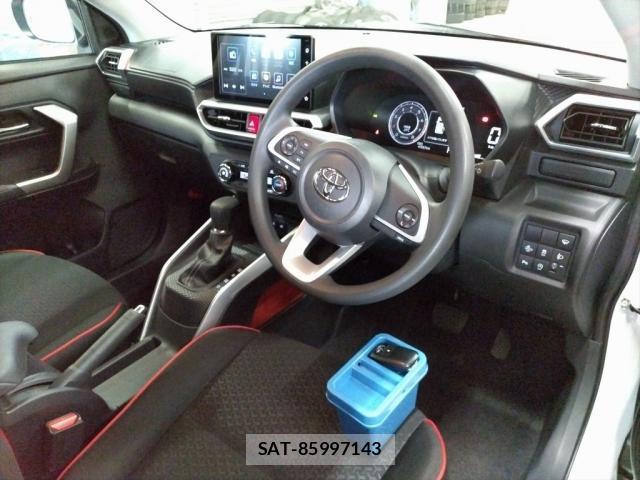 Toyota RAIZE 2023-10 8729370-2
