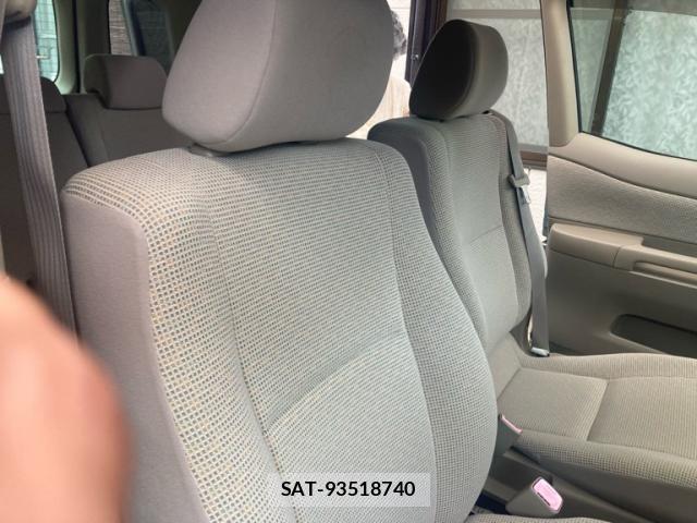 Toyota RAUM 2004-12 8727282-6