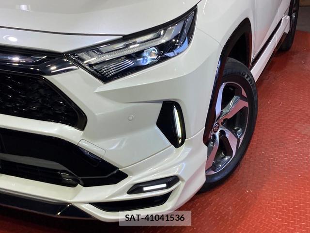 Toyota RAV4 PHV 2022-08 8728056-11