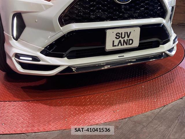 Toyota RAV4 PHV 2022-08 8728056-3