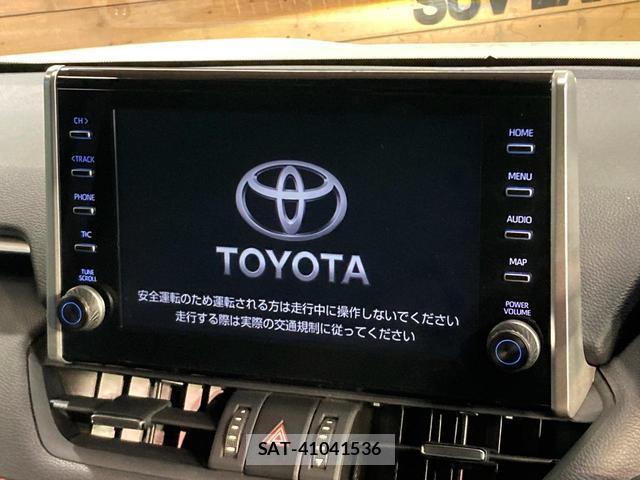 Toyota RAV4 PHV 2022-08 8728056-4