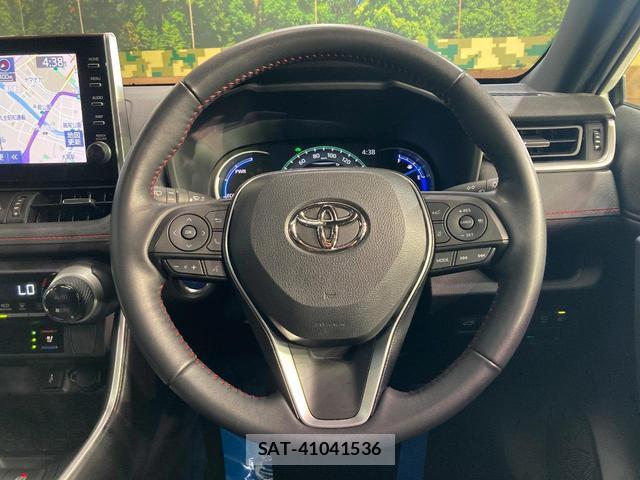 Toyota RAV4 PHV 2022-08 8728056-7