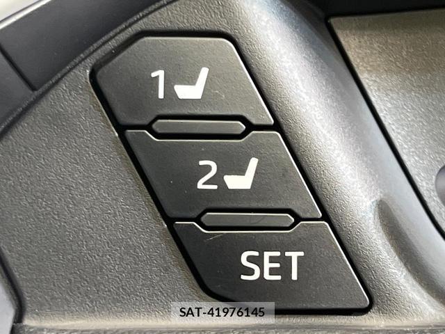 Toyota RAV4 2025-11 8725770-5