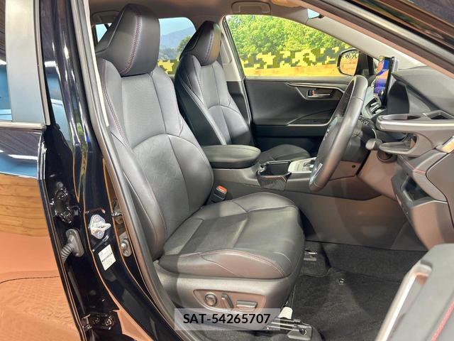 Toyota RAV4 2022-12 8725921-8