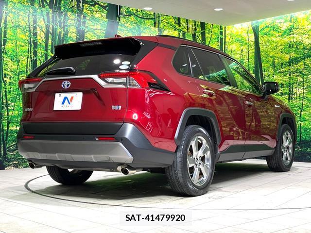 Toyota RAV4 2019-08 8726062-17