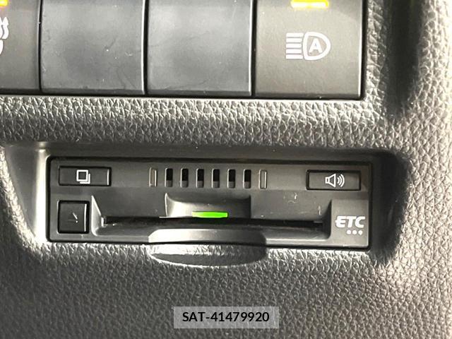 Toyota RAV4 2019-08 8726062-6