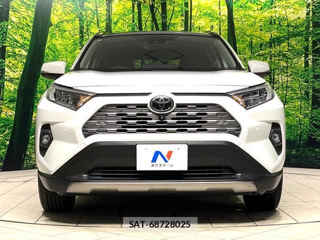 Toyota RAV4 2023-05 8726071-14