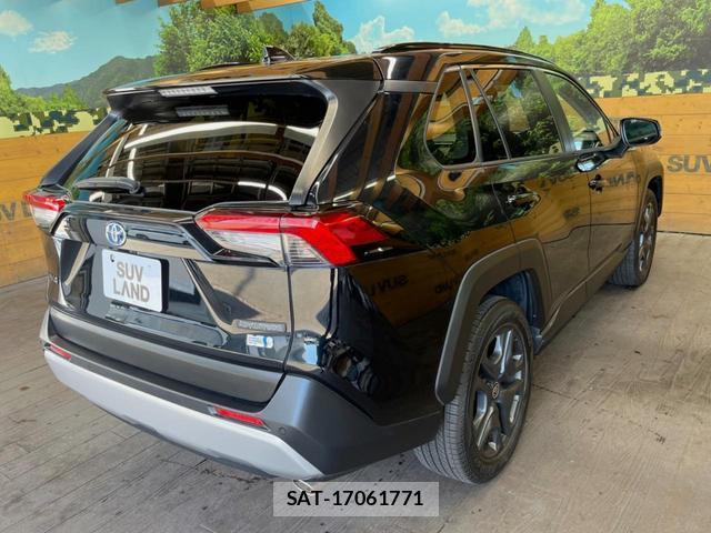 Toyota RAV4 2023-02 8726432-16