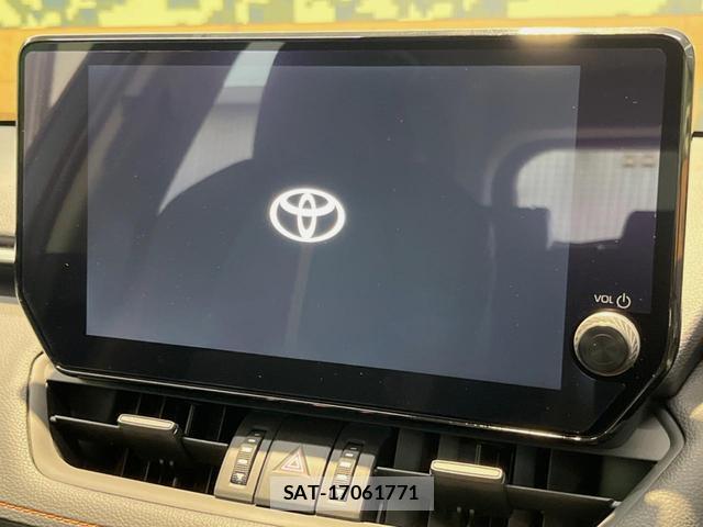 Toyota RAV4 2023-02 8726432-2