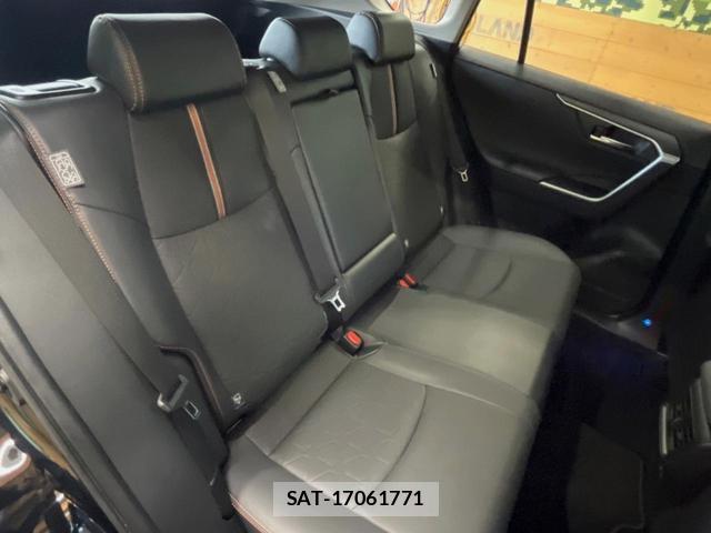 Toyota RAV4 2023-02 8726432-8