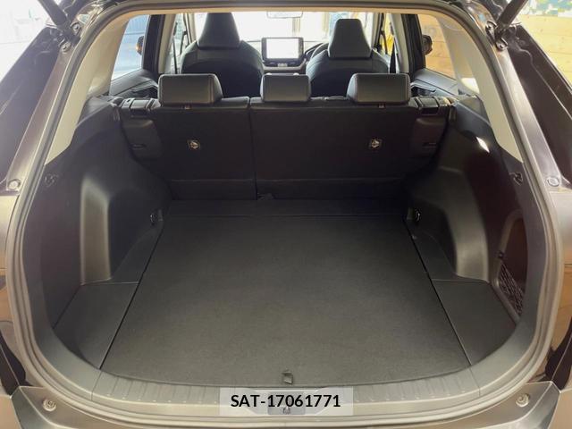 Toyota RAV4 2023-02 8726432-9