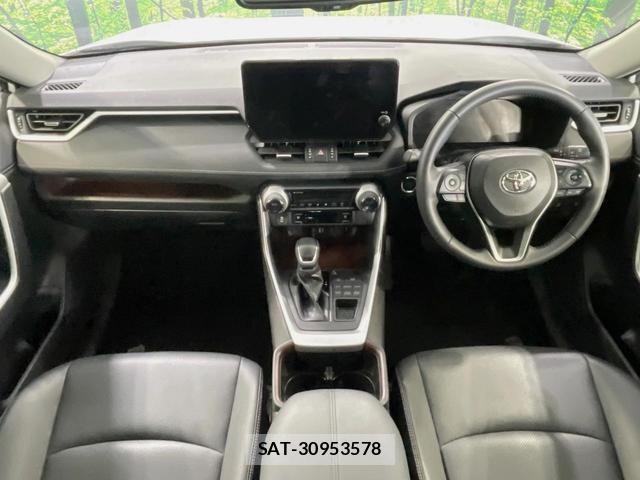 Toyota RAV4 2023-05 8726547-1