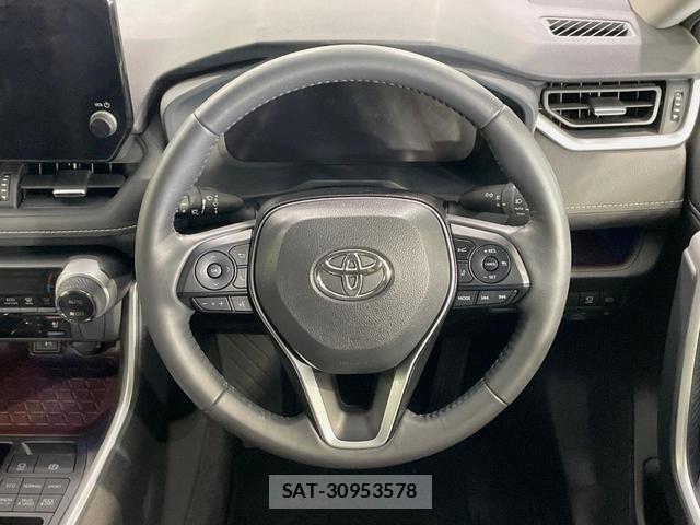 Toyota RAV4 2023-05 8726547-10