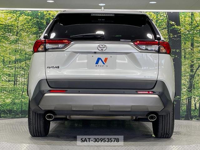 Toyota RAV4 2023-05 8726547-14