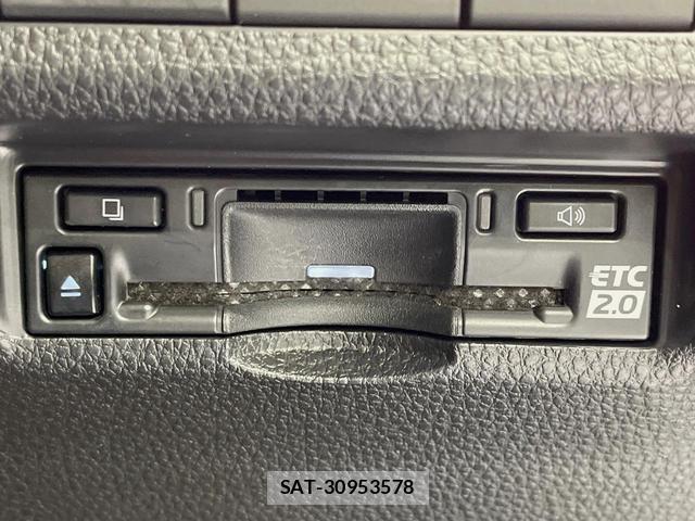 Toyota RAV4 2023-05 8726547-6