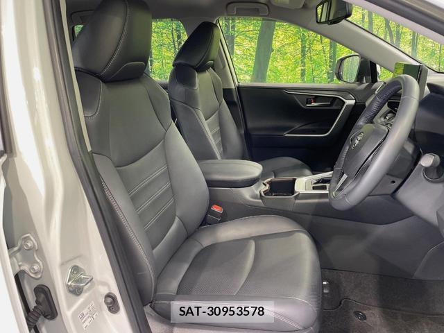 Toyota RAV4 2023-05 8726547-7