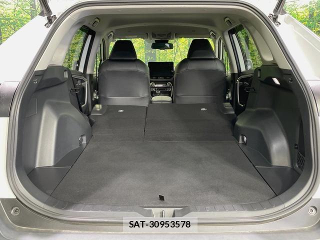 Toyota RAV4 2023-05 8726547-9