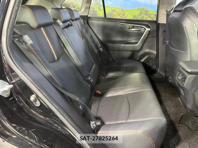 Toyota RAV4 2020-02 8726771-9
