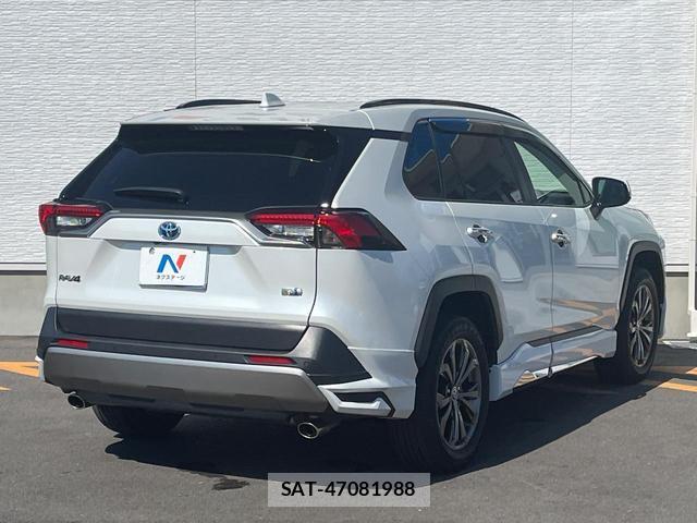 Toyota RAV4 2023-03 8727121-17